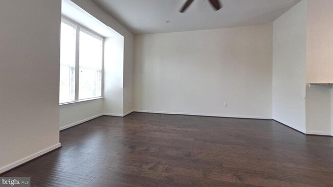 Building Photo - 7209 Strawberry Fields Way