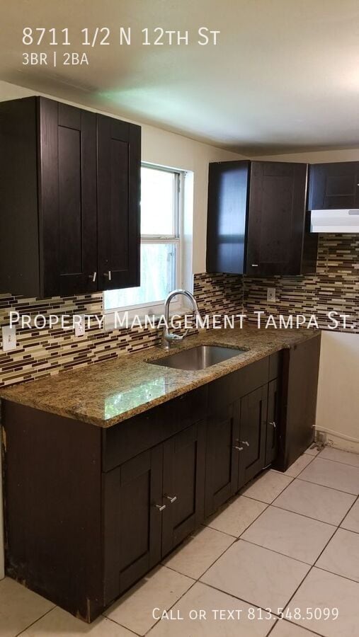 Building Photo - 8711 1/2 N 12th St-