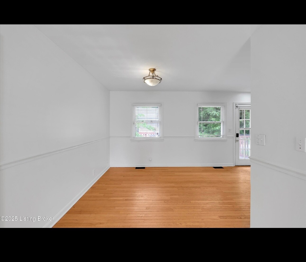 Building Photo - 2133 Dogoon Dr
