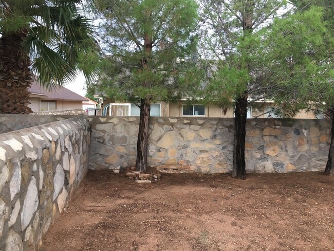 Building Photo - 3445 Flagon Pl