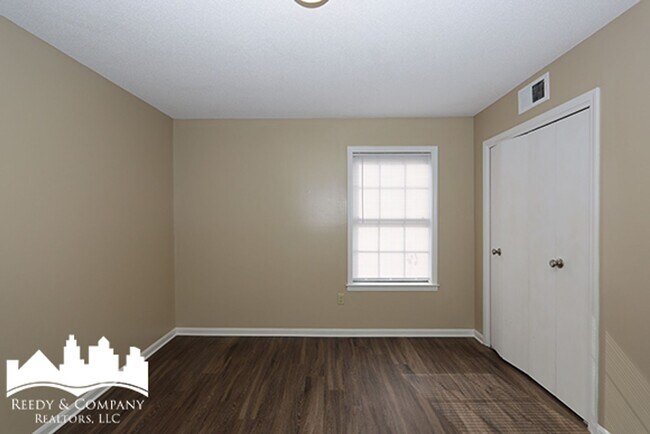 Building Photo - 3234 Lichen Dr
