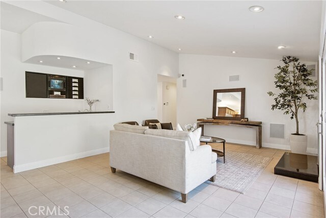 Building Photo - 30216 Matisse Dr
