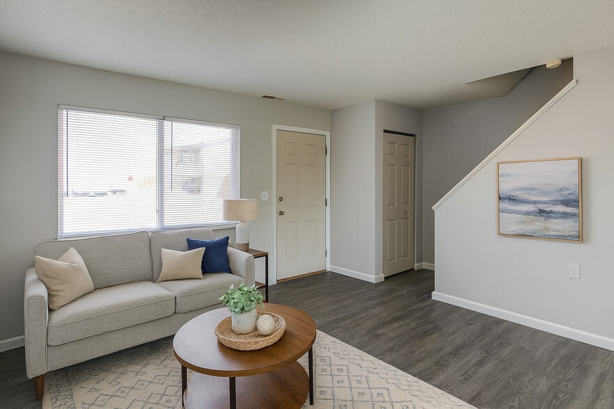 Building Photo - Professional Park Townhomes & Apartments