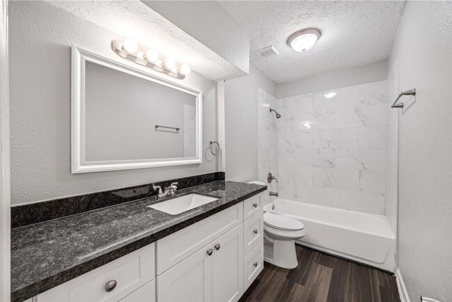 Building Photo - Welcome to this fully remodeled 4/2/2 brick home near Lake Conroe! With new AC/heat, roof, water ...