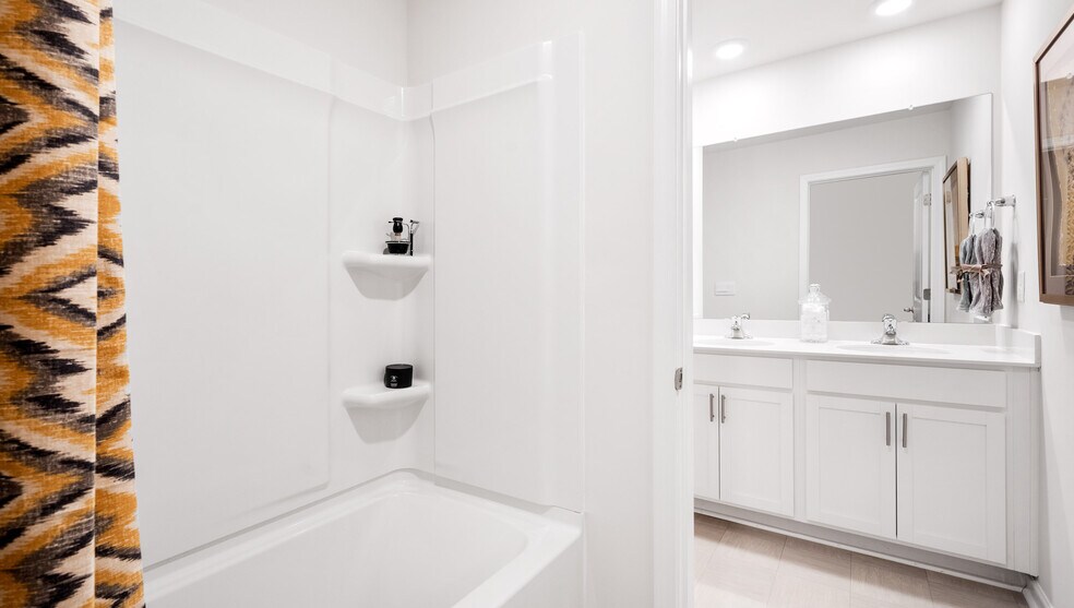 Building Photo - 751 Wolverine Ln