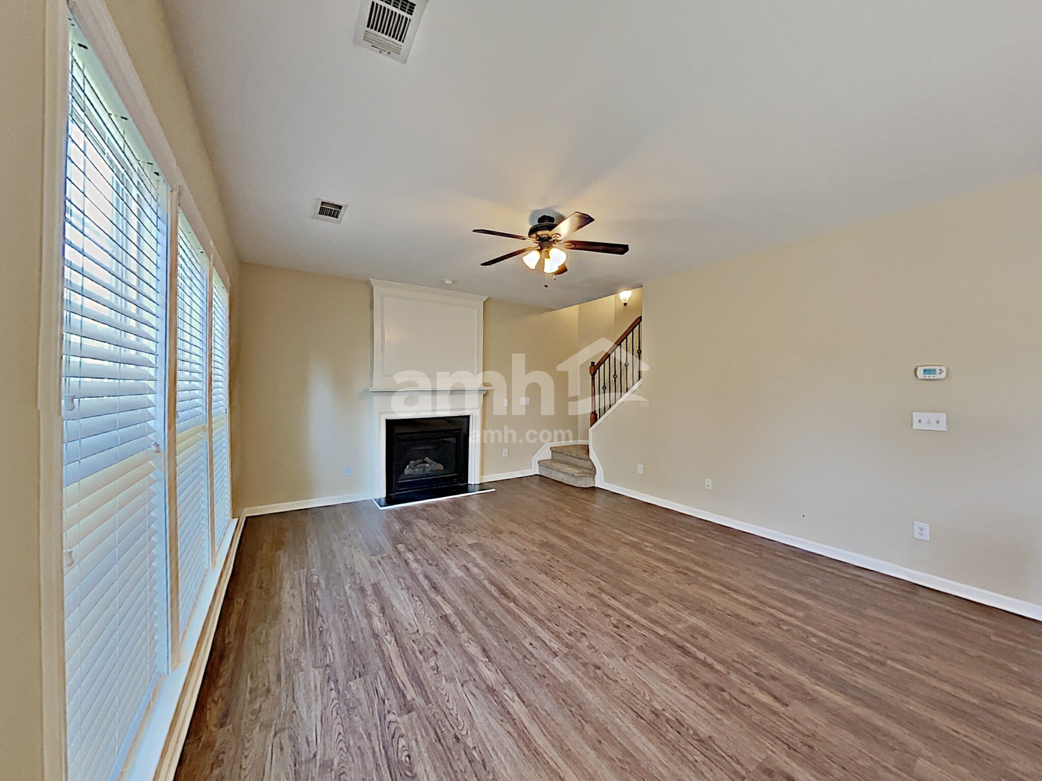 Building Photo - 818 Poplar Ter