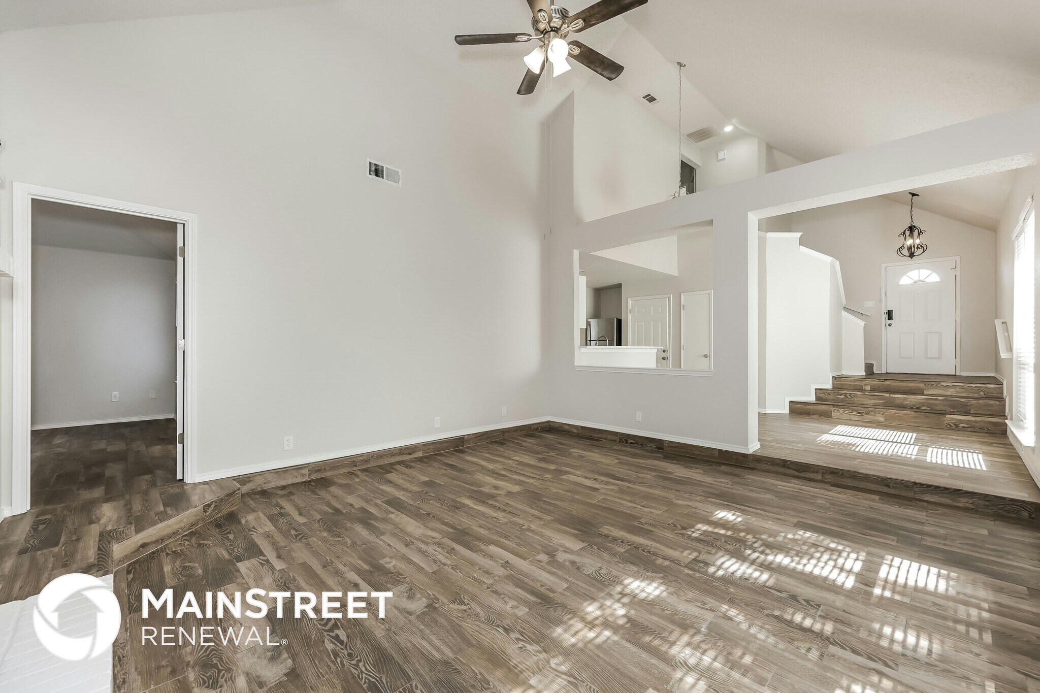 Building Photo - 828 Bentree Dr