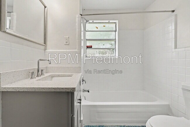 Building Photo - 931 Oglethorpe Ave SW