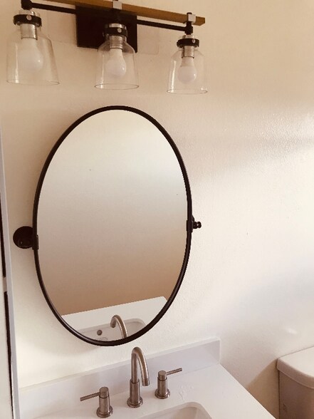 Building Photo - 5931 Birch St