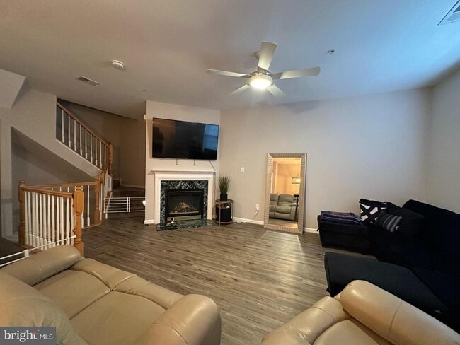 Building Photo - 14417 Hampshire Hall Ct