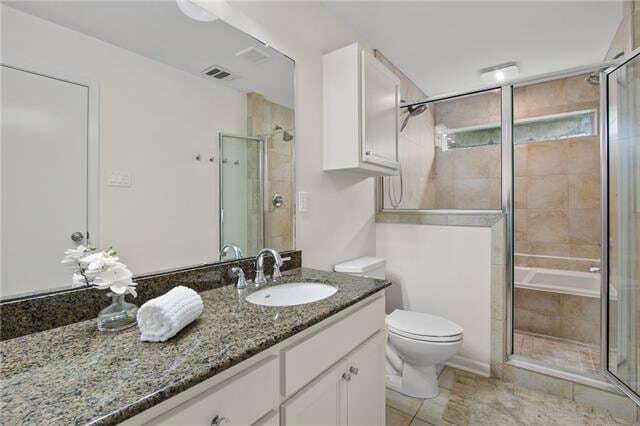 Building Photo - 1720 Nicholson Dr