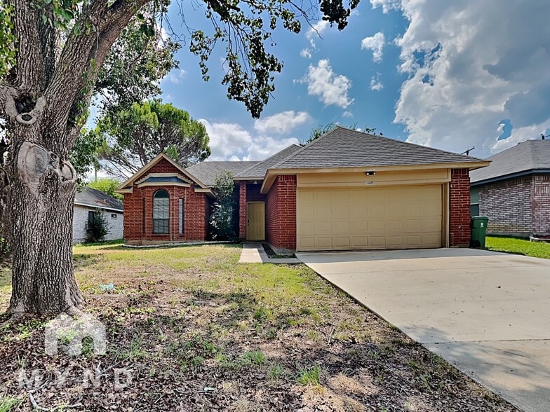 Building Photo - 1000 Galaxy Dr