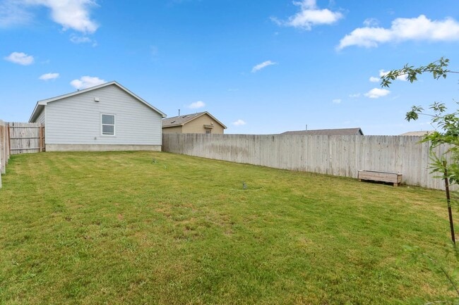 Building Photo - 3569 Millbrook Wy