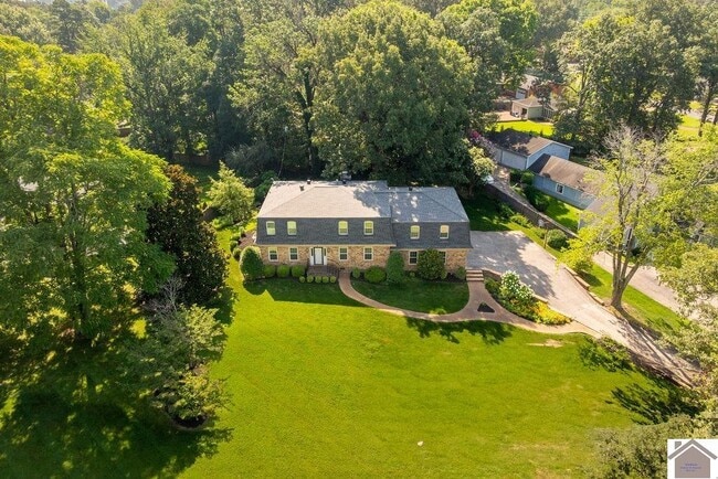 Building Photo - 51 Martin Cir