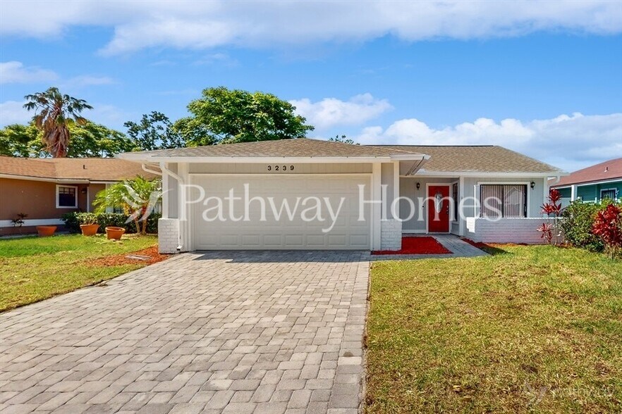 Primary Photo - 3239 Curry Woods Cir