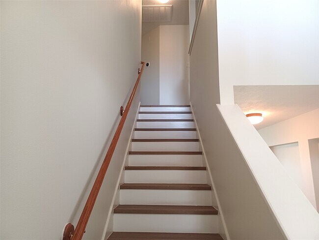 Building Photo - 13414 Beechglen Ln