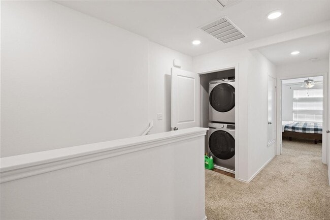 Building Photo - 7449 Sparkling Light Dr