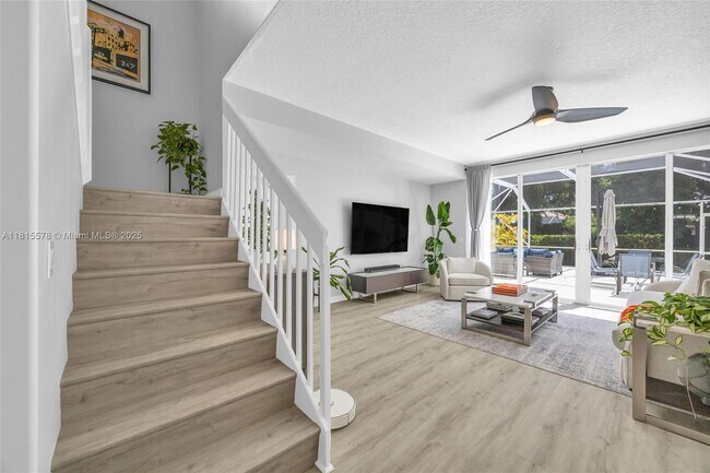 Building Photo - 418 Capistrano Dr