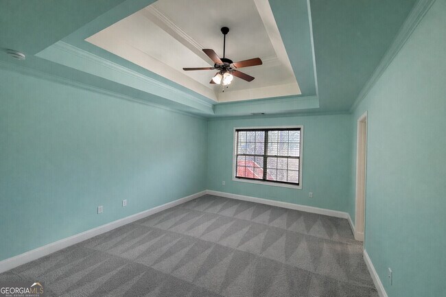 Building Photo - 4079 Essex Dr