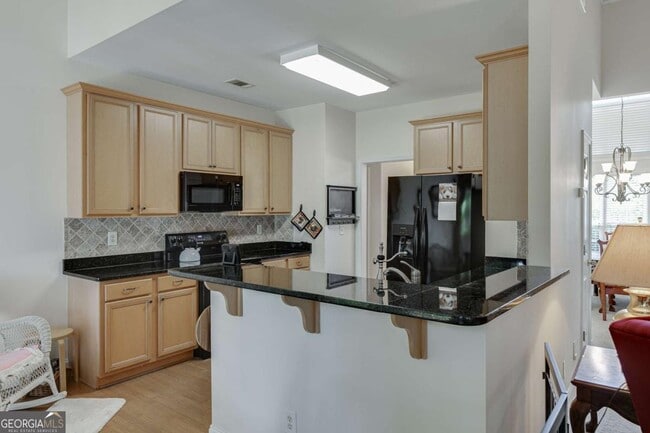 Building Photo - 6440 Deep Woods Ct