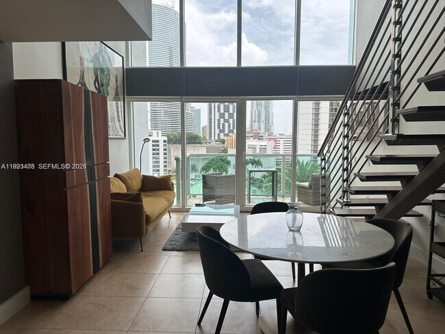 Building Photo - 41 SE 5th St