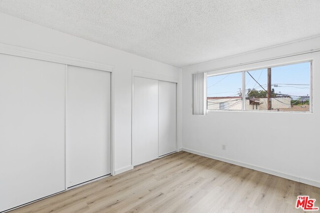 Building Photo - 711 Machado Dr