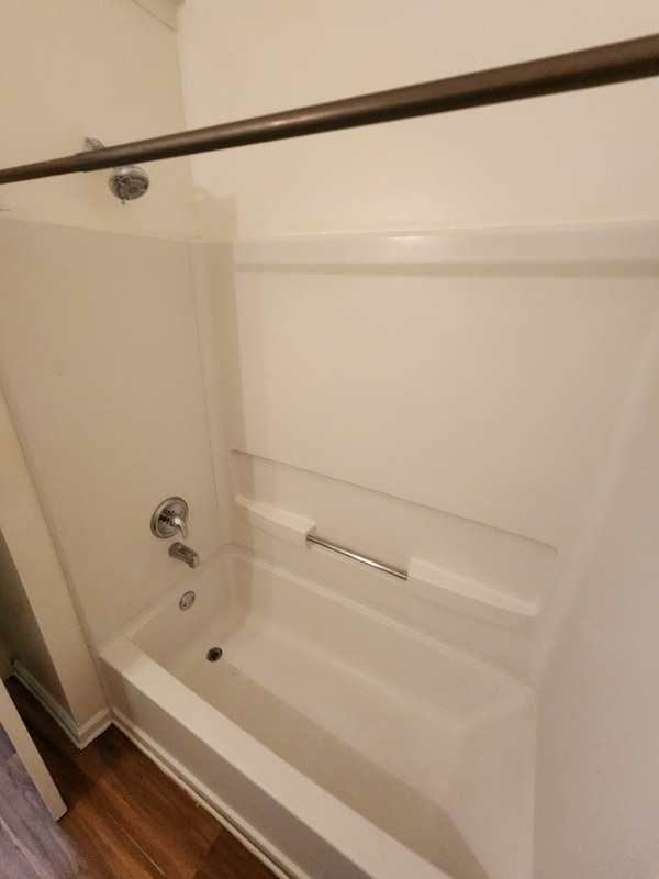 Building Photo - 3840 Sugarbrook Dr