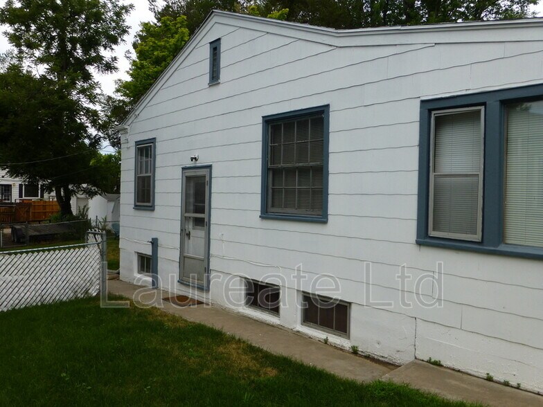 Building Photo - 2425 S Humboldt St