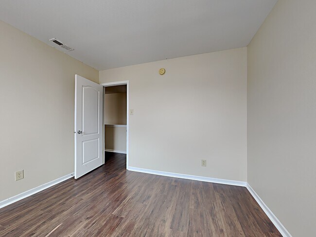 Building Photo - 10715 Inspiration Drive
