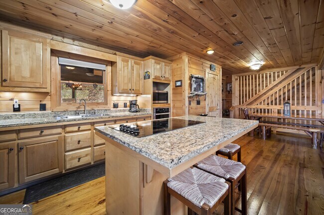 Building Photo - 1274 Foxhound Trail NE