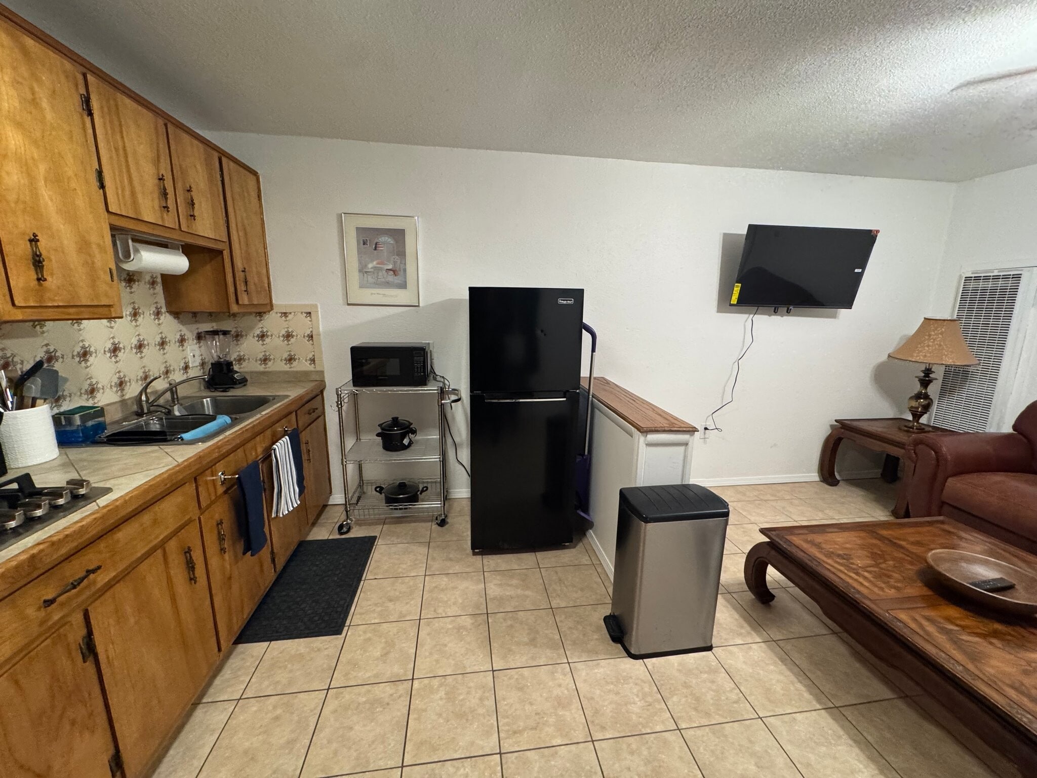 Building Photo - 608 Alicia Dr