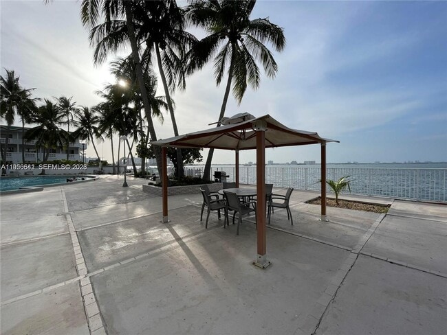 Building Photo - 1865 79th Street Causeway