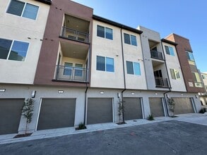 Building Photo - Brand New 1 bedroom, 1 bath Townhome with 2 car tandem garage for lease