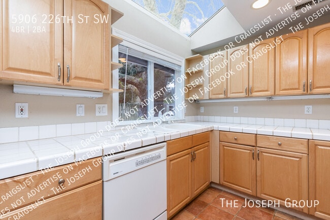 Building Photo - 5906 226th St SW