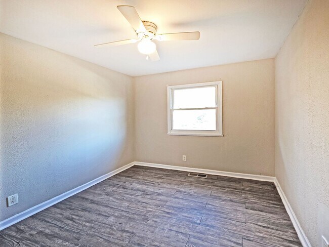 Building Photo - Updated 3-Bedroom Ranch Backing to Swann Nature Preserv