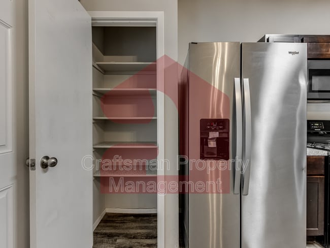 Building Photo - 1865 Jack Rabbit Ln