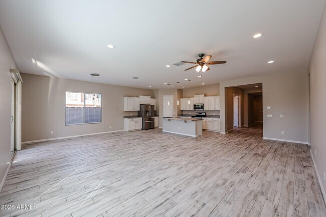 Building Photo - 19053 Rancho Dr