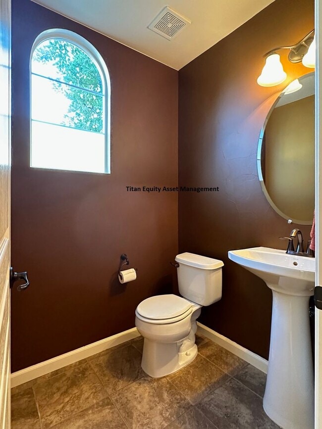 Short term rental available now in Roseville 1336 Impressionist Loop