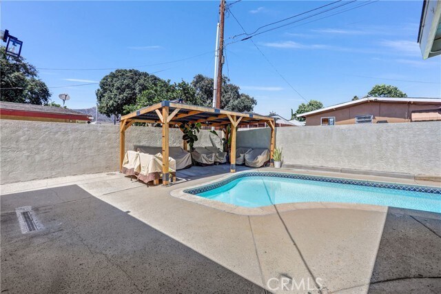 Building Photo - 230 N Calvados Ave