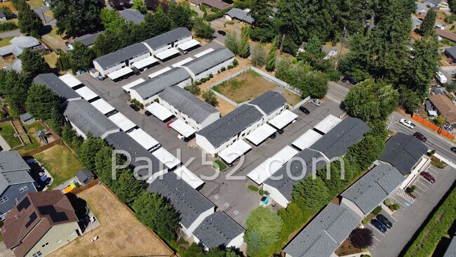 Building Photo - 2 Bedroom 2 Bathroom - Upper Level Condo - Bonney Lake - #L3