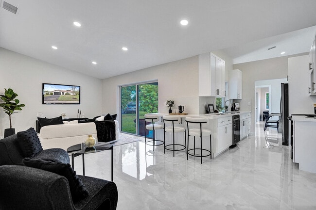 Building Photo - 2881 NW 98th Way