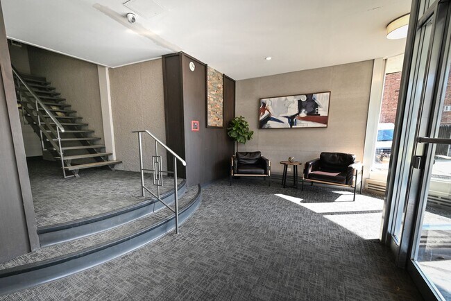 Building Photo - 12050 Lake Ave