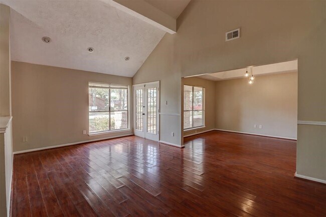 Building Photo - 21102 Marcin Dr