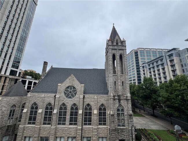 Building Photo - 805 Peachtree St NE