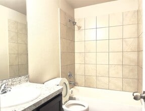 Building Photo - 16666 E Hammon