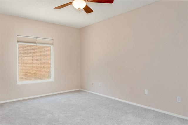 Building Photo - 616 Placid Cir