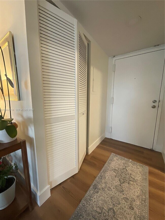 Building Photo - 1390 Ocean Dr