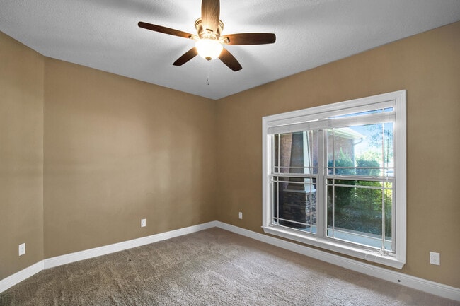 Building Photo - 6791 Flintwood St