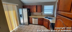 Building Photo - 8527 Village Creek