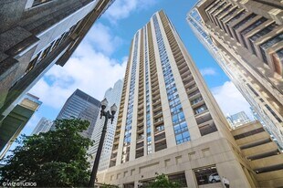 Building Photo - 200 N Dearborn St